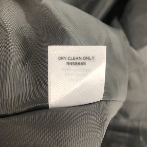 Halogen Women's Size Medium Grey Wool Blend Cropped 2 Button Herringbone Jacket - Picture 9 of 9